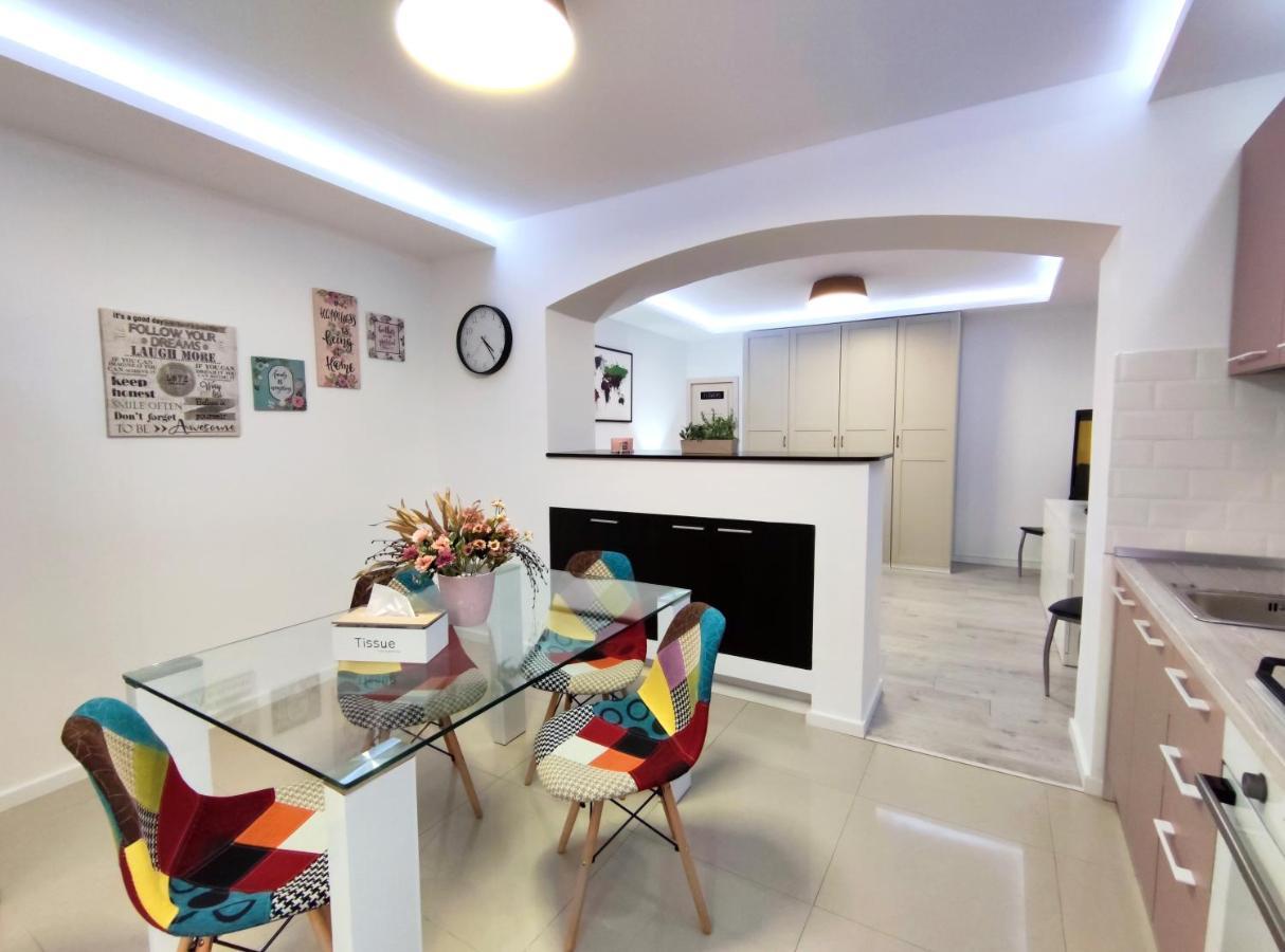 Studio'24 - Tomis Mall - Ultracentral * Constanţa