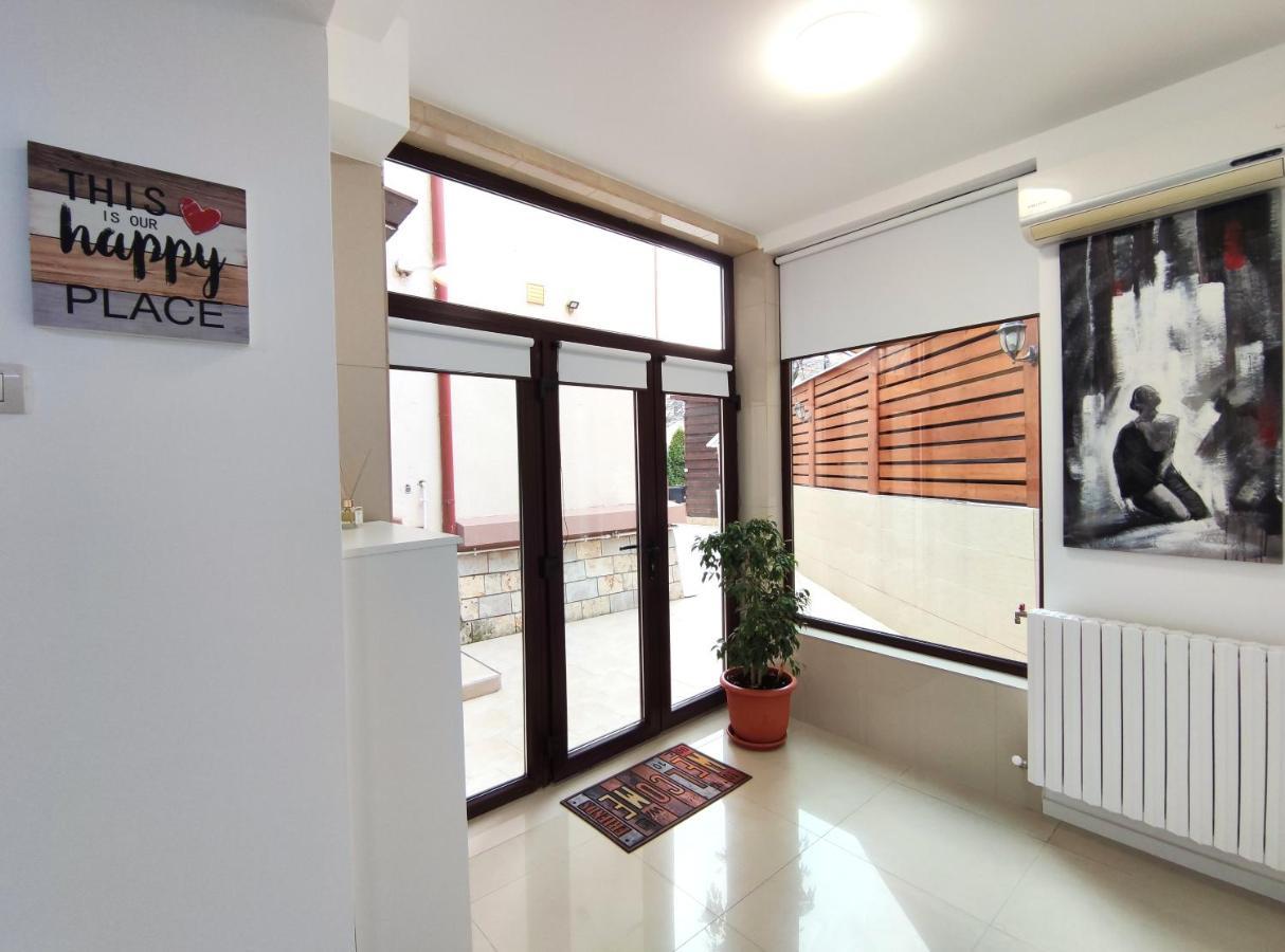 Studio'24 - Tomis Mall - Ultracentral