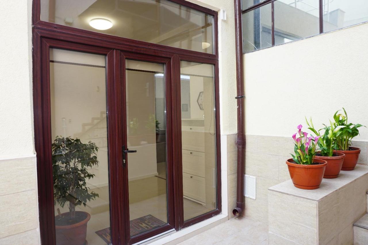 Studio'24 - Tomis Mall - Ultracentral Appartement *