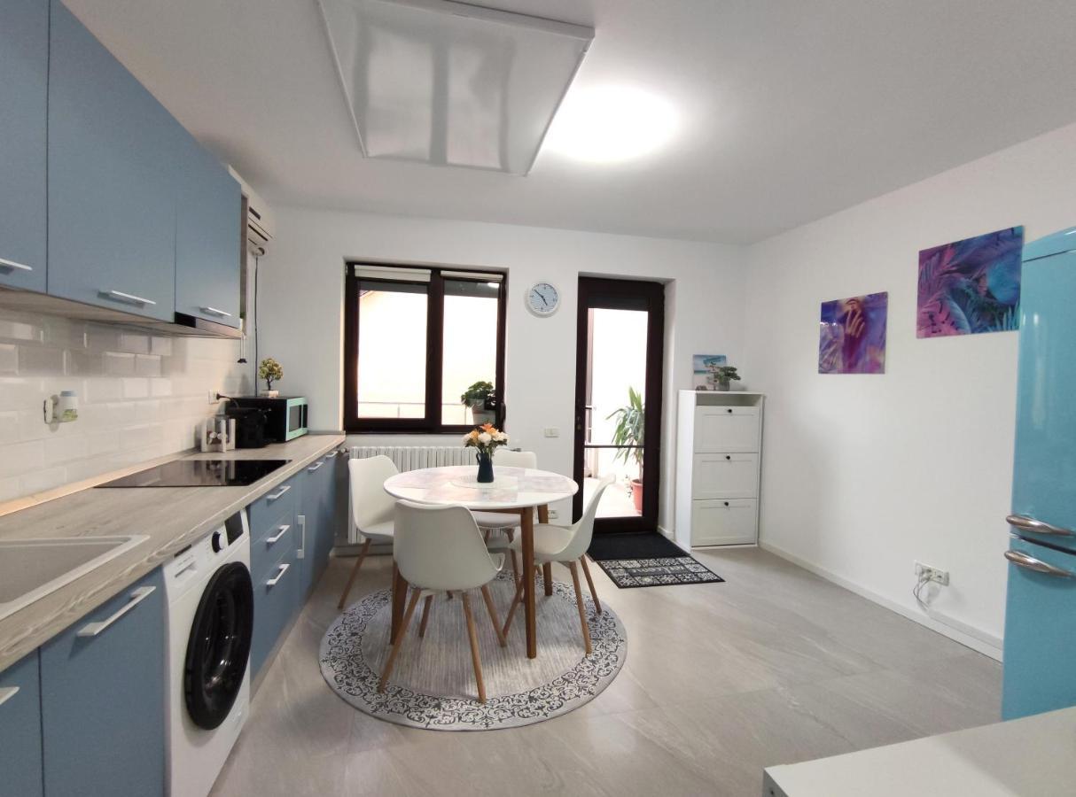 Studio'24 - Tomis Mall - Ultracentral Constanţa
